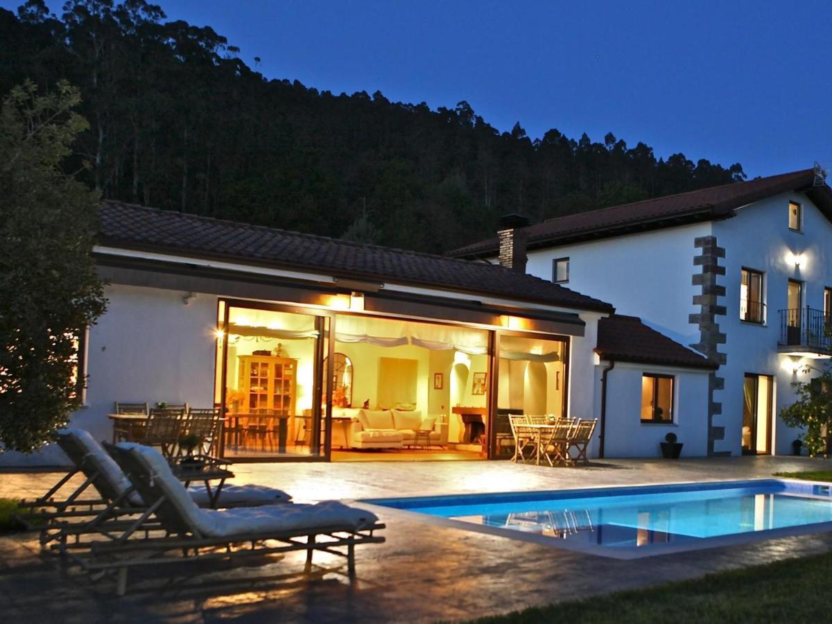 Impresionante Villa Entre Mar Y Montana La Cavada Eksteriør bilde